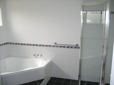 35R Debeaufort Drive, Dubbo