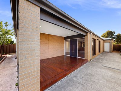 15 Jade Crescent, Cobblebank