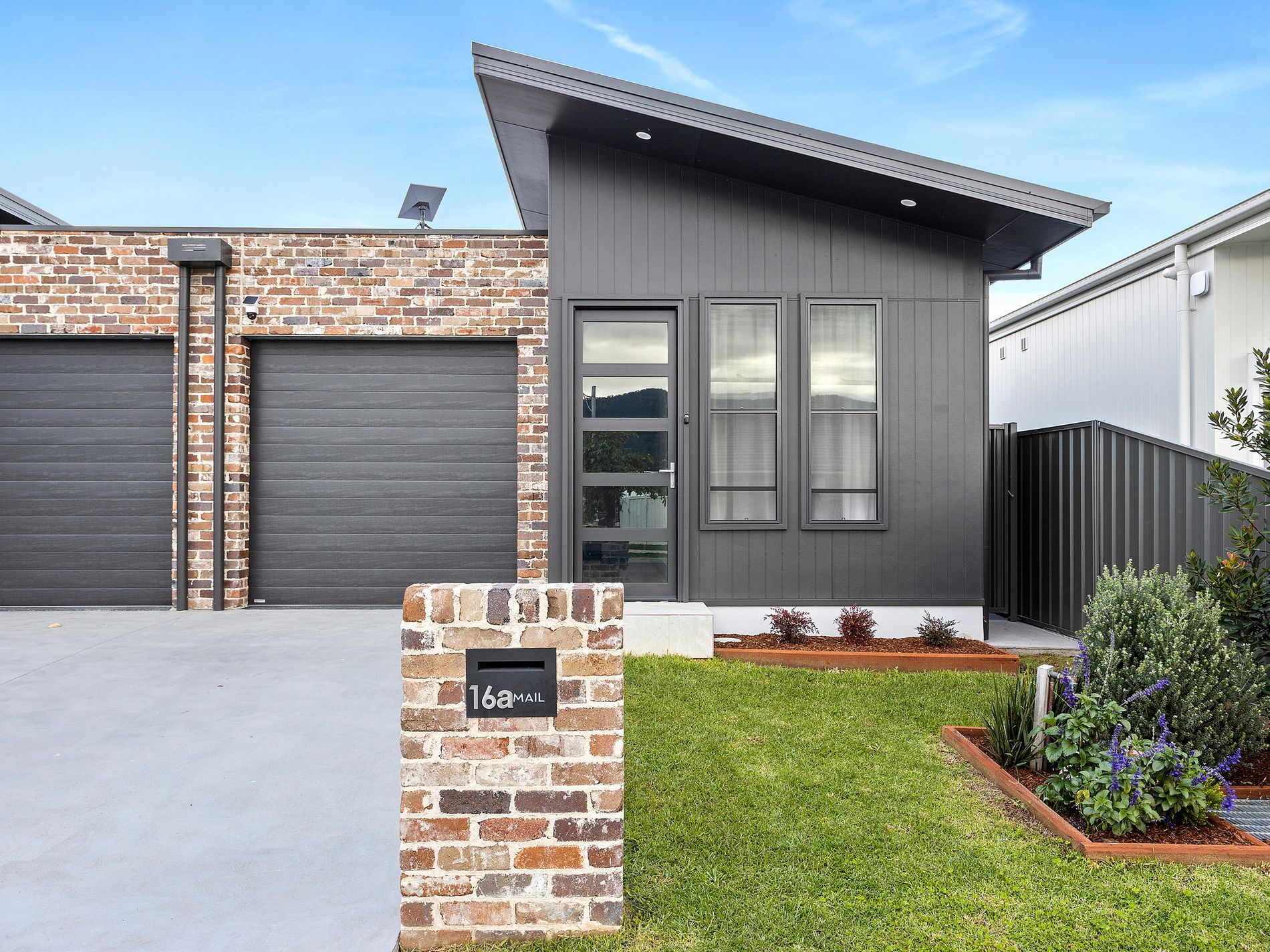 16A Greenview Drive, Horsley