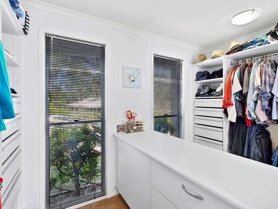 4 Dollarbird Drive, Pomona