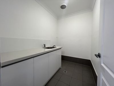 40 Fountain Circuit, Dubbo