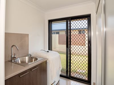 3 Woongoolbver Court, River Heads