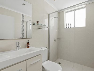 9 / 1 Tuggerah Pde, The Entrance