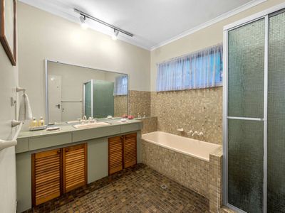 12 Ambrosius Street, Carindale