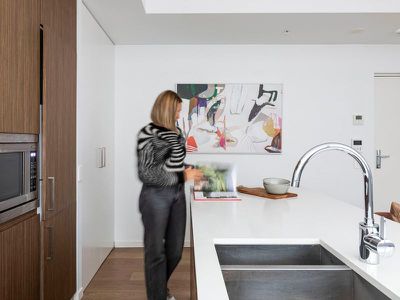 201 / 11 Alberta Street, Sydney