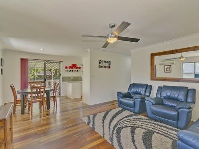 14 Karoonda Crescent, Rochedale South