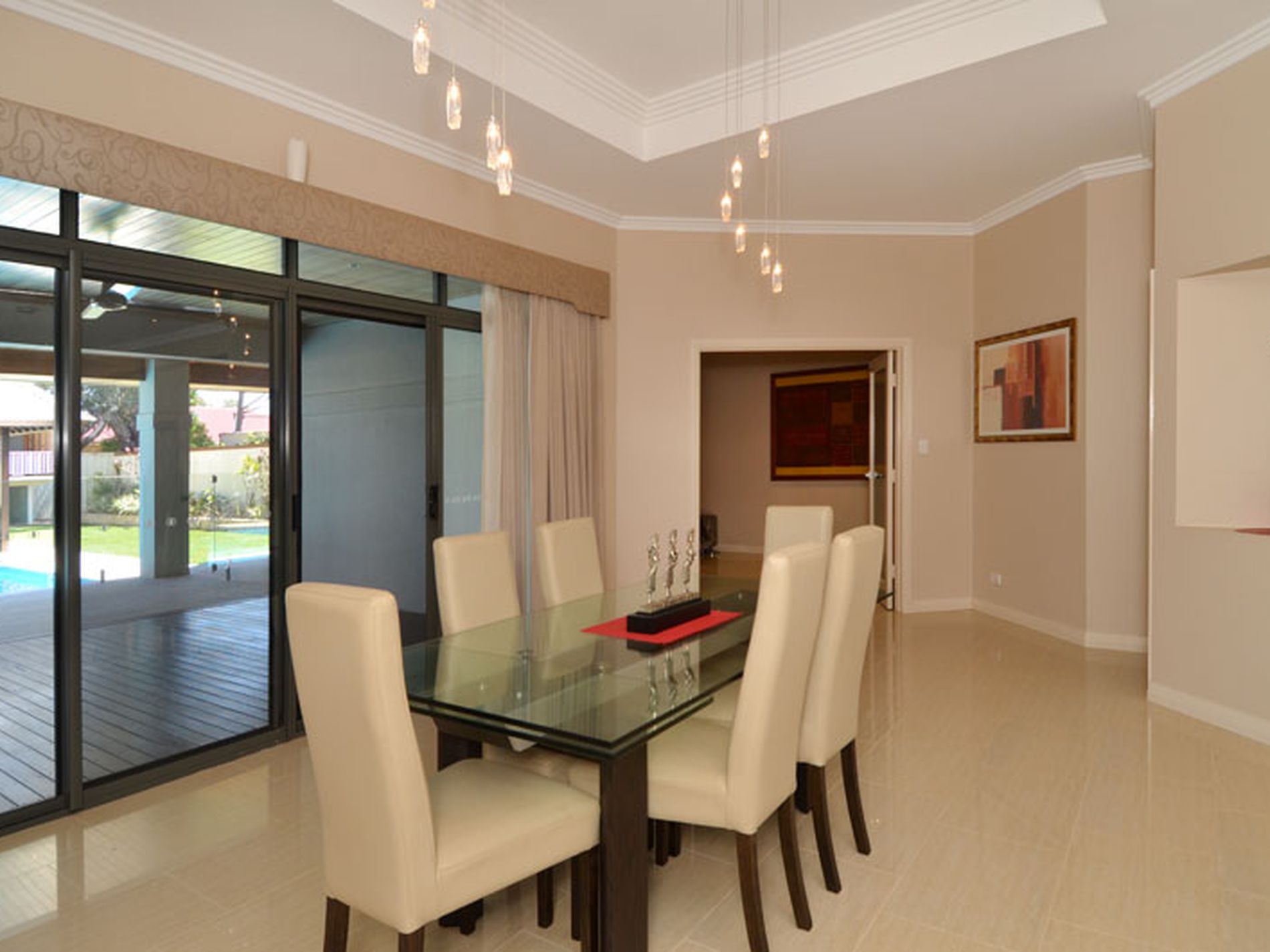 5 Buchanan Court, Somerville