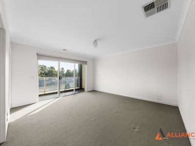18 Marathon Boulevard, Craigieburn