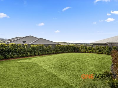 8 Stud Close, Calderwood