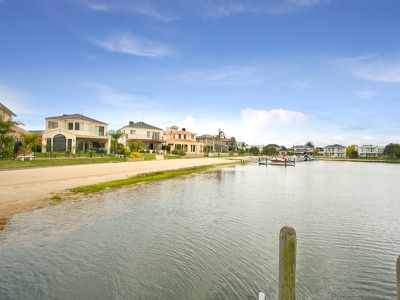 7 Lagoon Place, Patterson Lakes