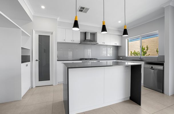 18 Camrose Pkwy, Baldivis