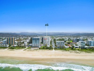 13D / 2 Nineteenth Avenue, Palm Beach
