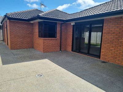 9 Christobel Circle, Huntington