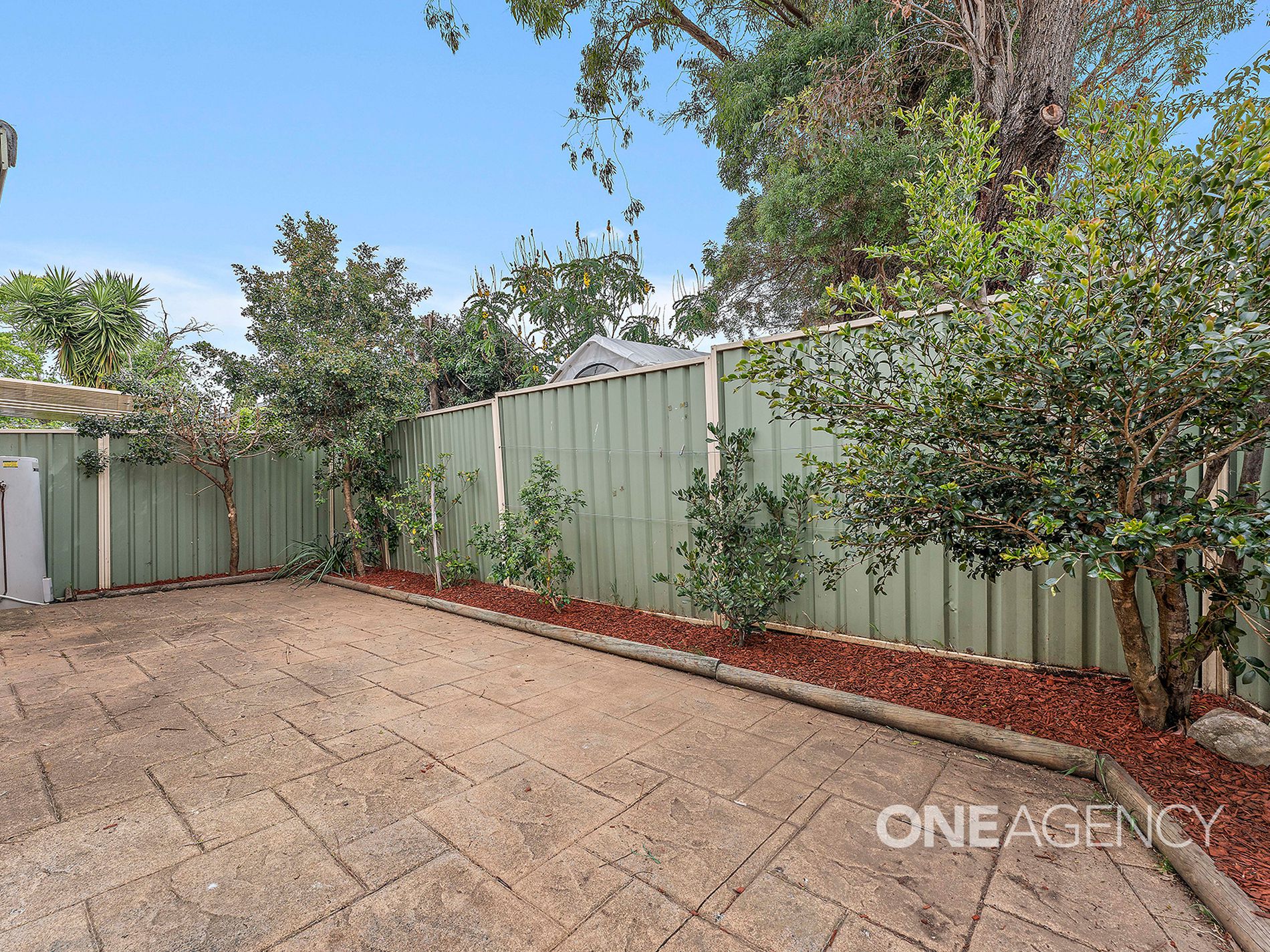 2 / 52 Daintree Drive, Albion Park