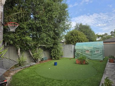 35 Bradford Drive, Cranbourne East