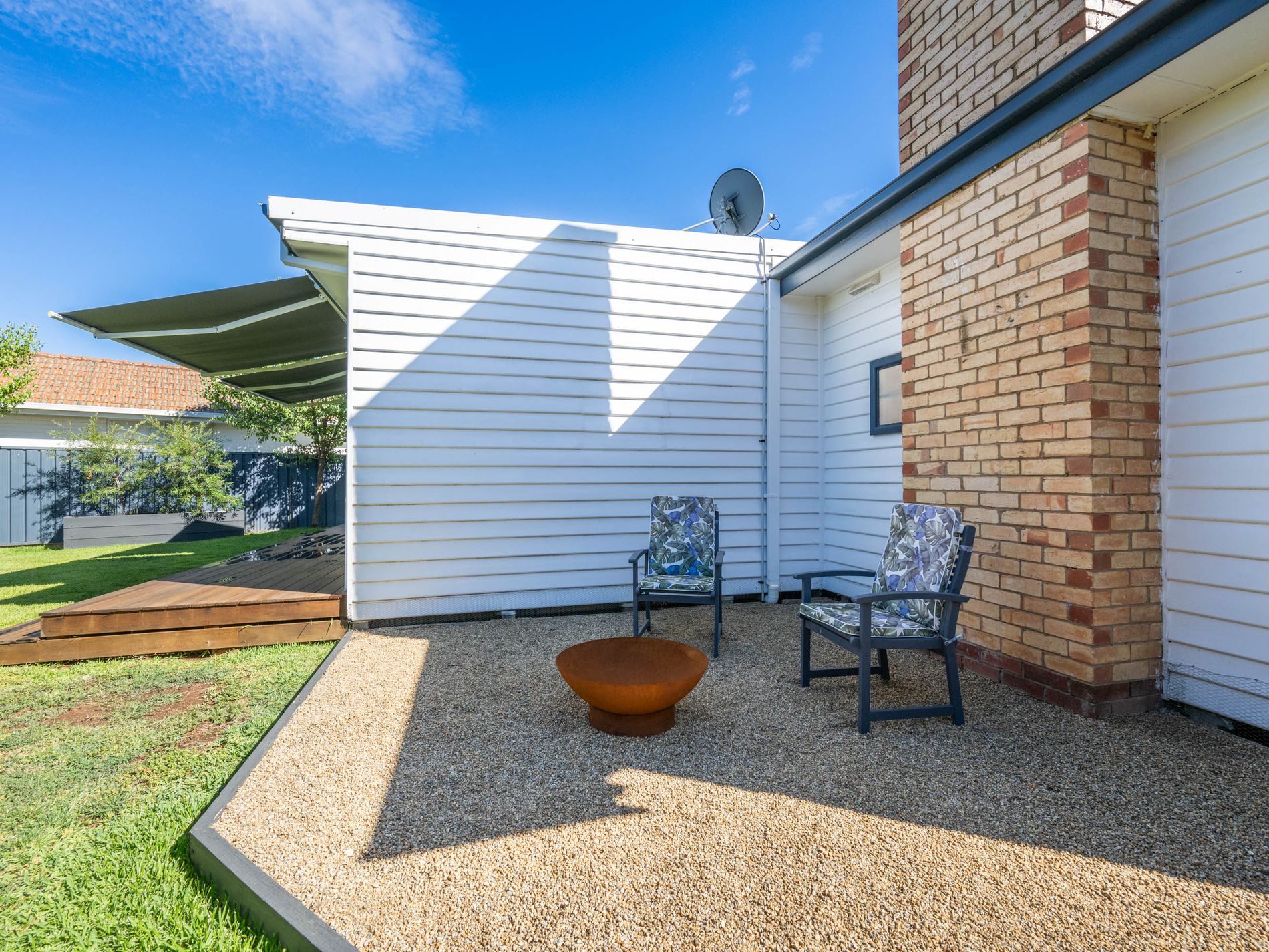 6 GLOUCESTER CRESCENT , Shepparton