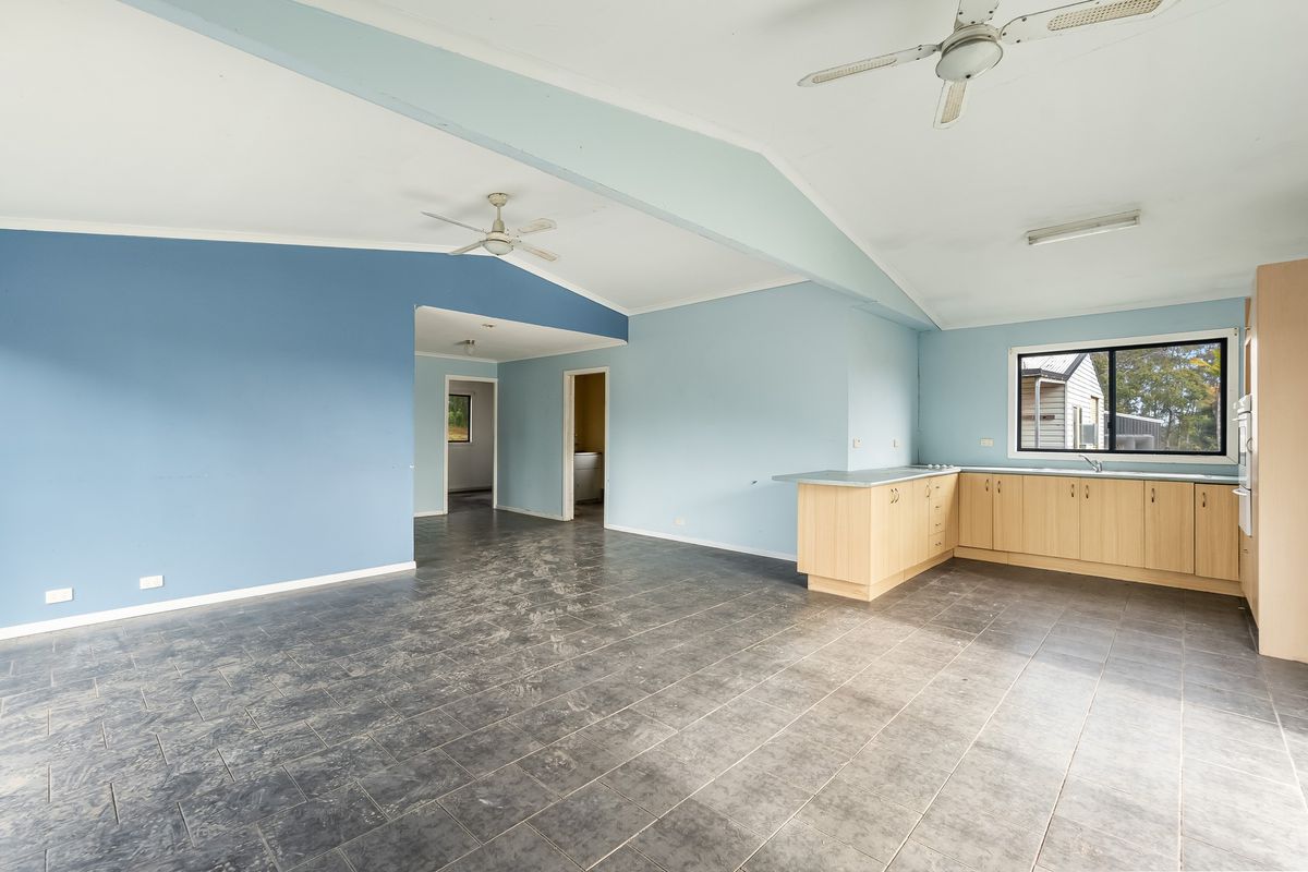 3457 Richmond Street, Lawrence