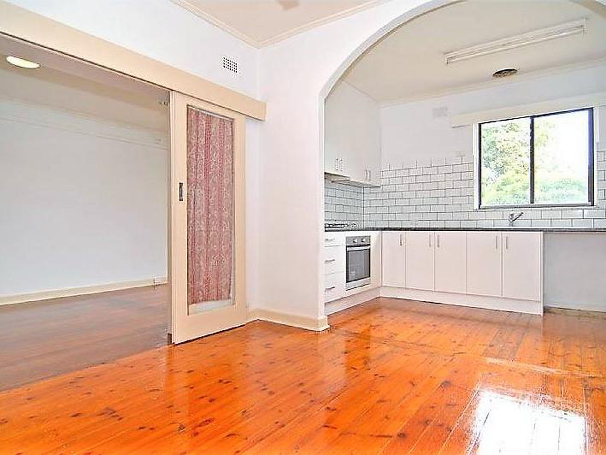 11 Neville Avenue, Clarence Gardens