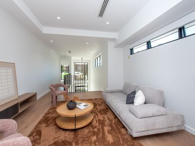 26B Tristania Rise, Duncraig