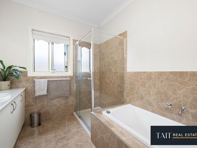 6 Alpine View, Wangaratta