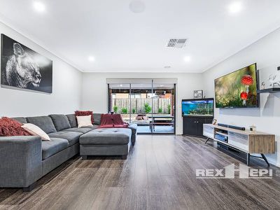 42 Deoro Parade, Clyde North