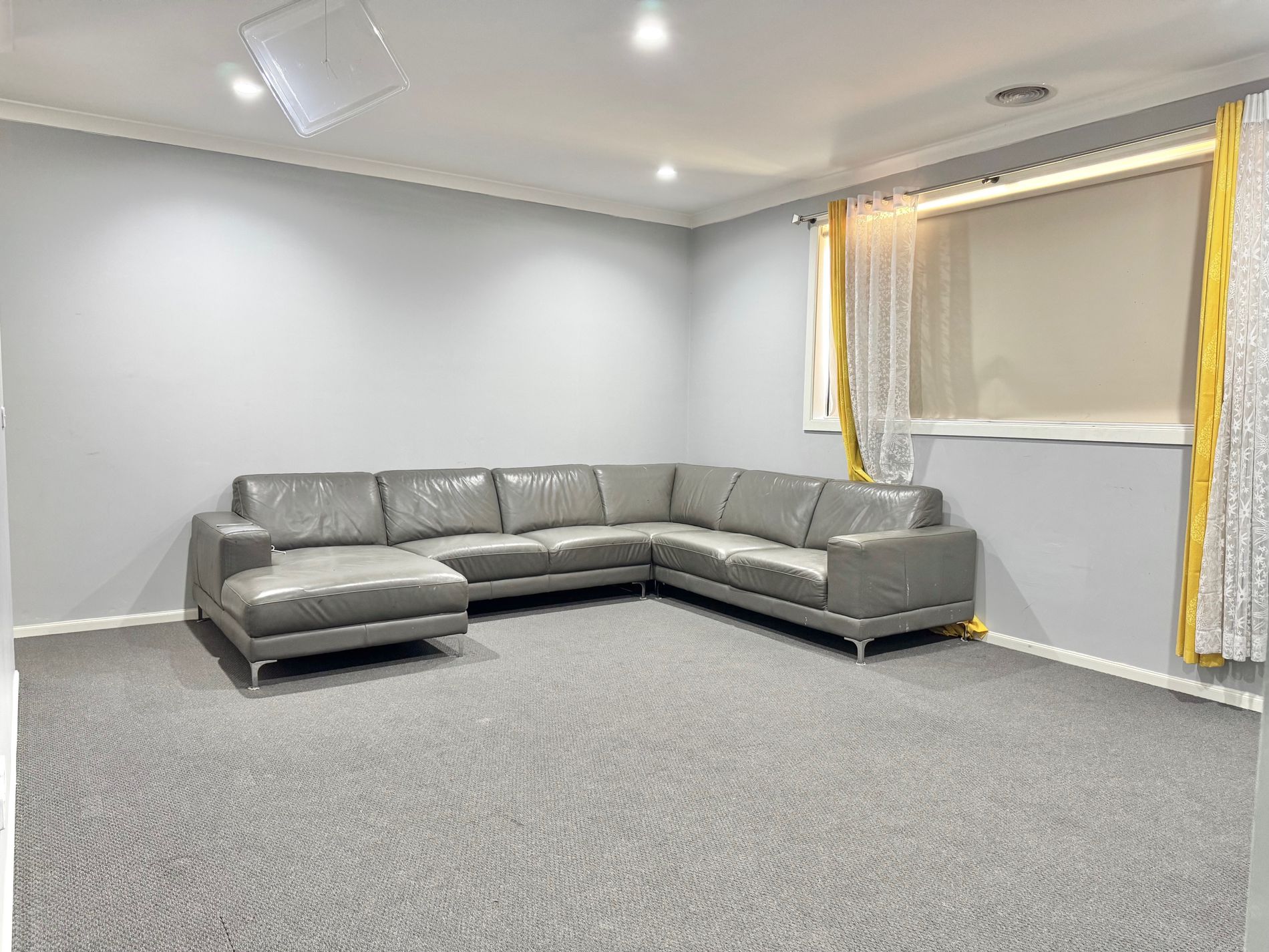 16 Pastille Road, Manor Lakes