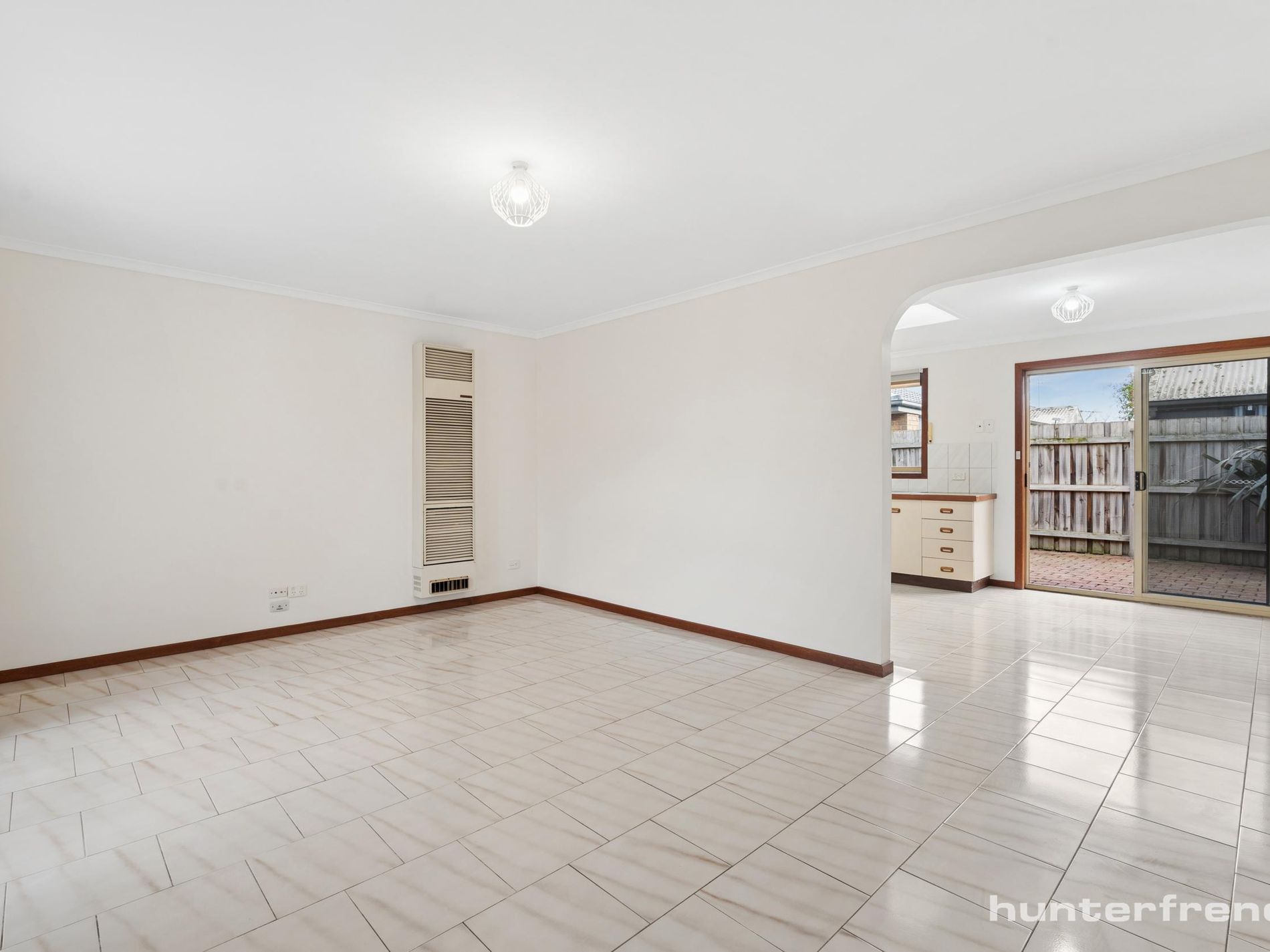 2 / 48 Alma Avenue, Altona Meadows