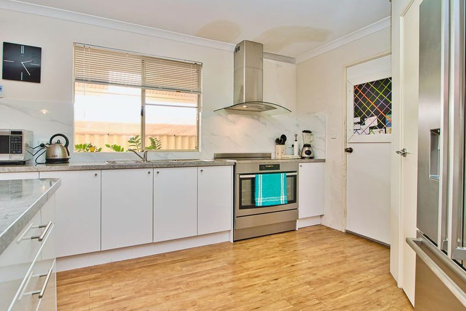 74 Chelmsford Avenue , Port Kennedy