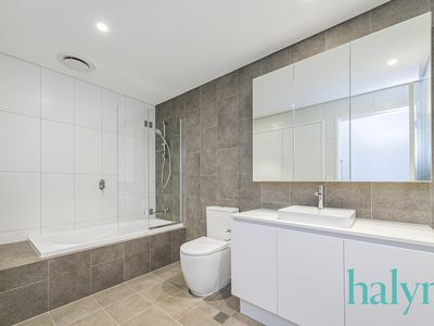 M4 / 1 Seymour Avenue, Shenton Park