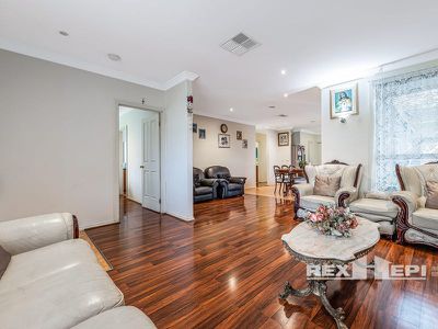 36 Strabane Way, Hampton Park