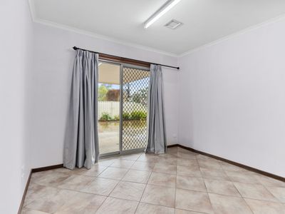 5 McNamara Street, Finley