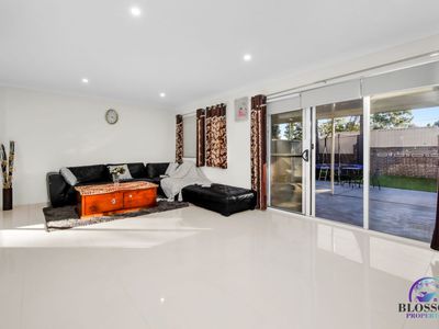 3 / 8 Dumul Close, Hebersham