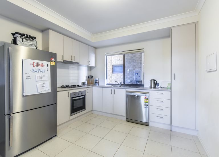 4 / 88 Moreing Street, Redcliffe