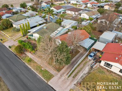 8 Rasmussen Road, Horsham