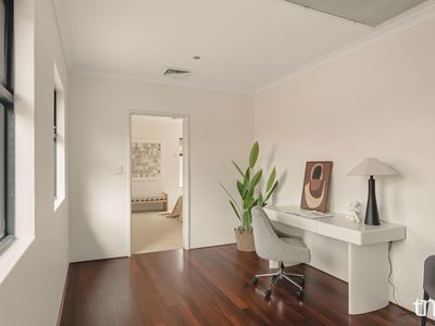 4 Commercial Road, Shenton Park