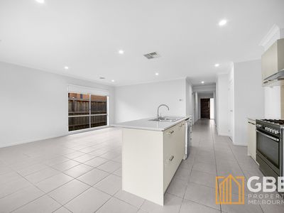 14 Ashwell Avenue, Williams Landing