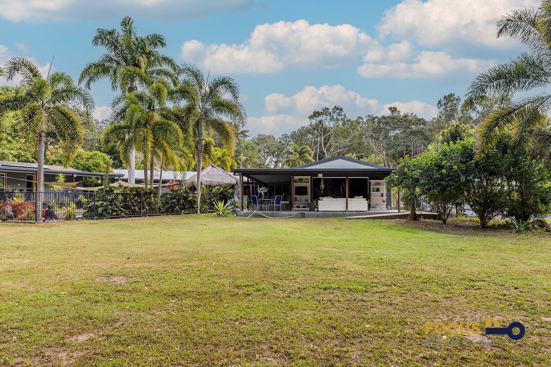 220 Miran Khan Dve, Armstrong Beach