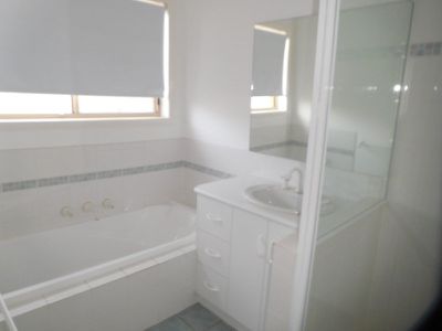 102 Peppertree Lane, Horsham