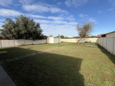 4 Evanside Parade, Griffith