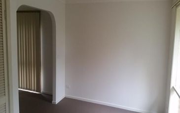 1 / 10 Station Street, Officer
