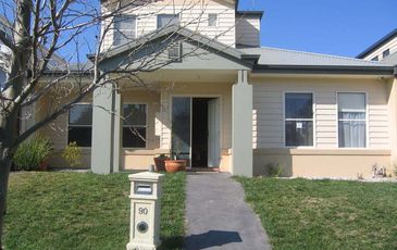 90 Fieldstone Boulevard, Beaconsfield
