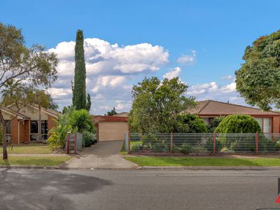 66 Silvereye Crescent, Werribee