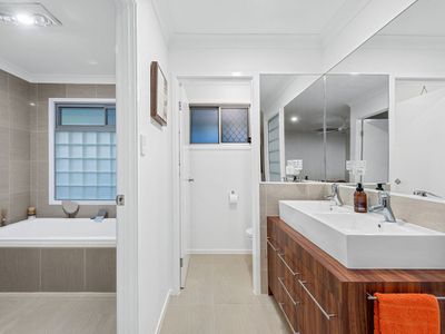 41 Talltrees Circuit, Wakerley