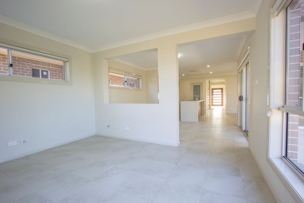 77 Travers Street, Moorebank