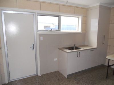2 / 142 Sea Parade, Port Macdonnell
