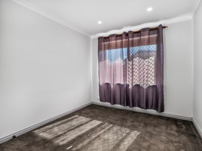 8B Siberia Close, Hannans