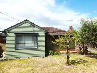 36 Alward Avenue, Clayton South