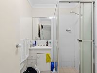 280 Olsen Avenue, Parkwood