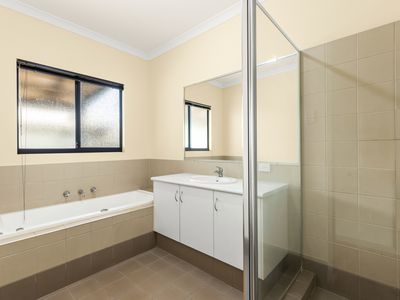 35 Planigale Loop, Djugun