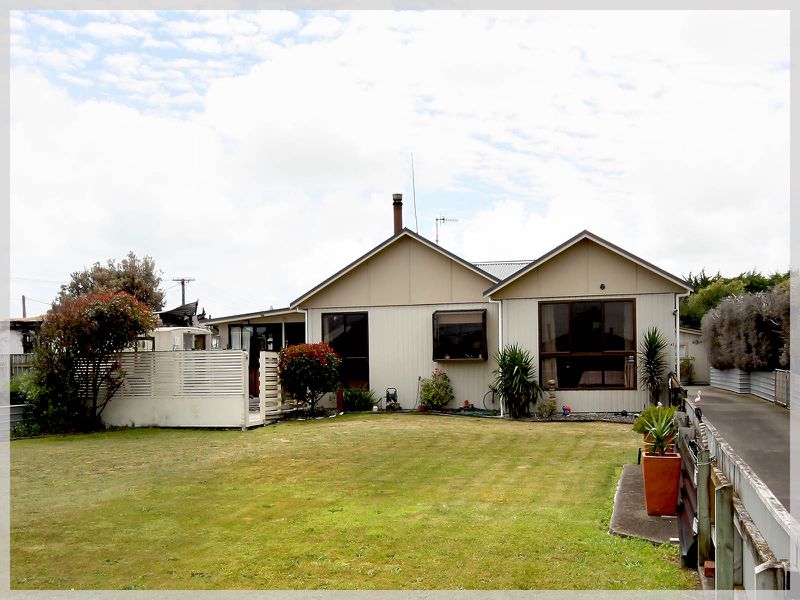 47 Edinburgh Terrace, Foxton Beach